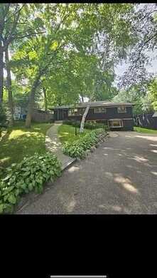 Byrondale, WAYZATA, MN 55391