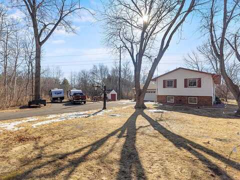 Holly, HUGO, MN 55038