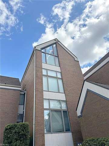 Mowbray Arch, Norfolk, VA 23507