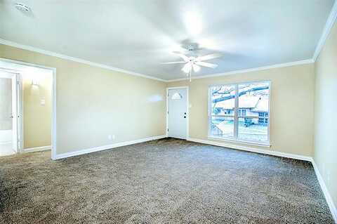 Marina Dr, Garland, TX 75043