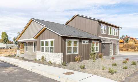 Harold, EAST WENATCHEE, WA 98802
