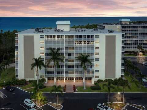 Bluebill Ave, Naples, FL 34108