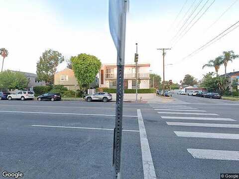Hazeltine Ave, Sherman Oaks, CA 91423