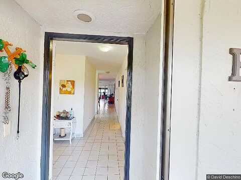Date Palm Ct, Delray Beach, FL 33484