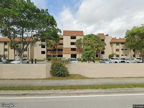 Ives Dairy Rd, Miami, FL 33179