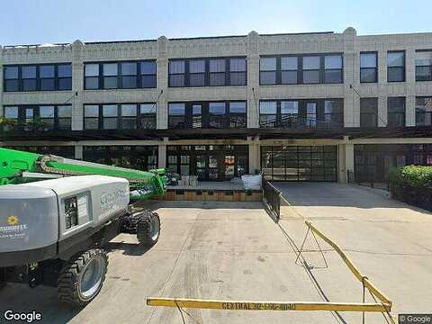 W 15Th St, CHICAGO, IL 60608