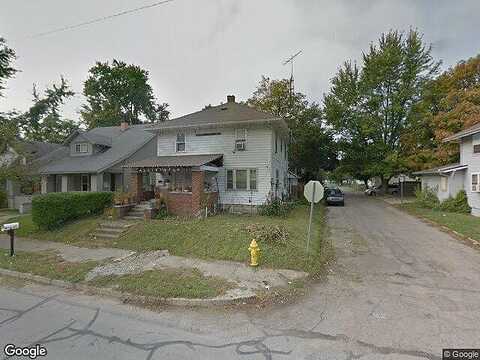 Walnut, MUNCIE, IN 47302