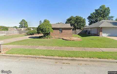 Broadway, BROKEN ARROW, OK 74012