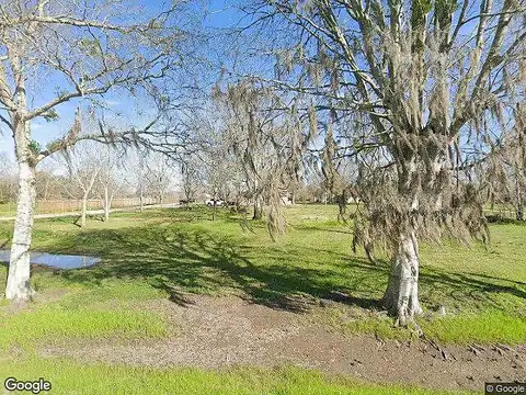 County Road 32, ANGLETON, TX 77515