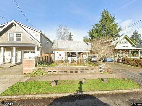 Cora, PORTLAND, OR 97206
