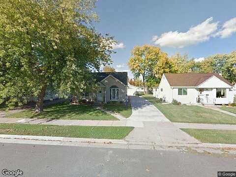 Adams, NEENAH, WI 54956
