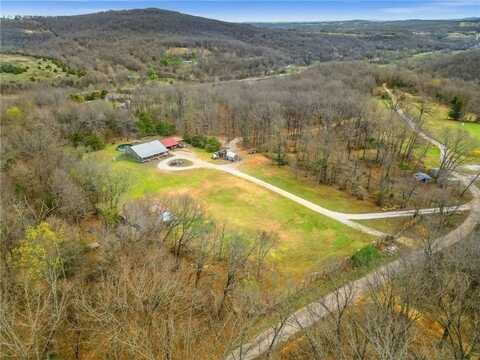 12107 Volcano RD, West Fork, AR 72774