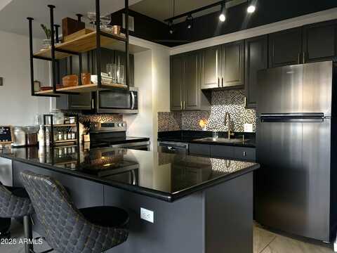 4750 N CENTRAL Avenue, Phoenix, AZ 85012