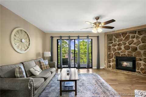 112 Waters Edge Court, Lake Ozark, MO 65049