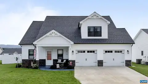 138 LINDBURGH DR, WAYNESBORO, VA 22980