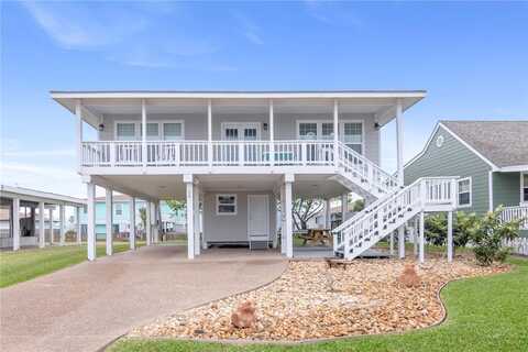 30 Nassau Drive, Rockport, TX 78382