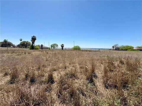 24551 La Ponderosa Dr., Mathis, TX 78368