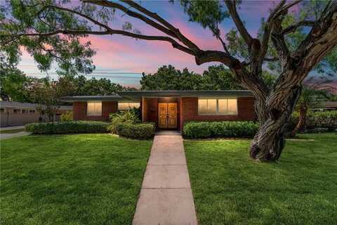 466 Barracuda Place, Corpus Christi, TX 78411