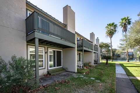 302 Saint Andrews Street, Rockport, TX 78382
