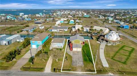105 Copano Cove, Rockport, TX 78382