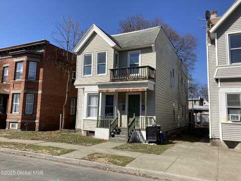161 6th Avenue, Troy, NY 12180