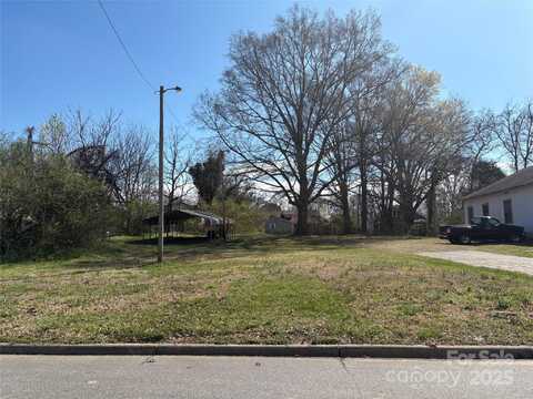 1319 7th Street, Statesville, NC 28677