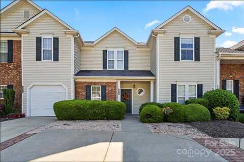 9068 Cinnabay Drive, Charlotte, NC 28216