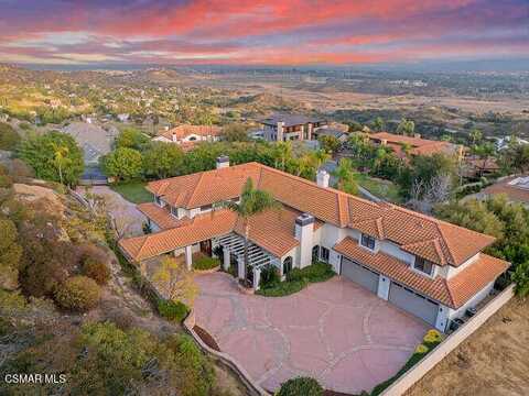 9253 Rocky Mesa Place, West Hills, CA 91304