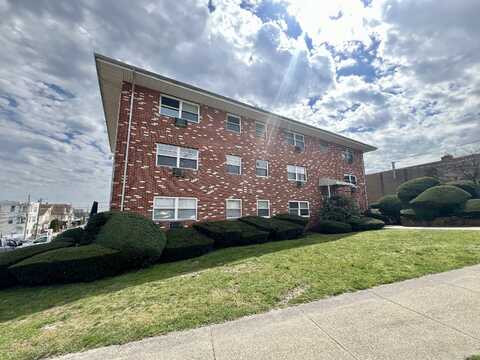 35 Beers Street, Bridgeport, CT 06606