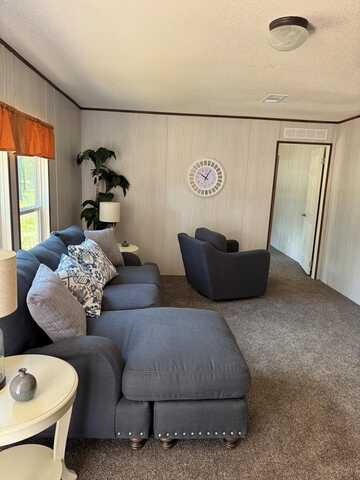 223 York, Kinsey, AL 36303