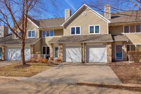 811 Burr Oaks Drive unit: 307, West Des Moines, IA 50266