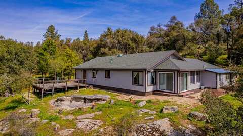 58257 Road 225, North Fork, CA 93643