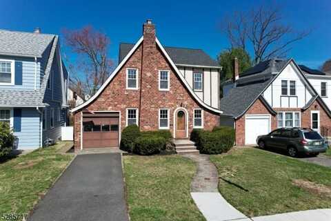 55 Mountain Ave, Bloomfield, NJ 07003