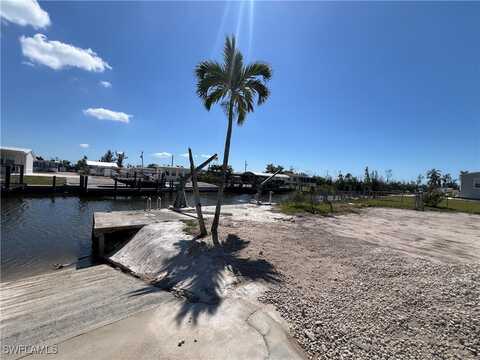 5157 Flamingo Drive, Saint James City, FL 33956