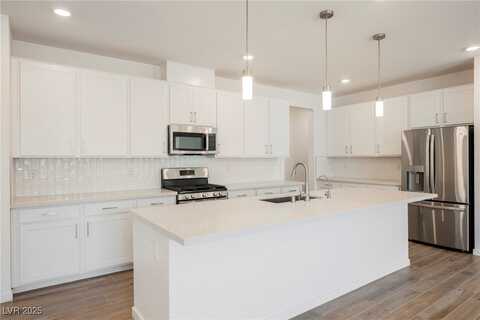 8657 Edmond Street, Las Vegas, NV 89139