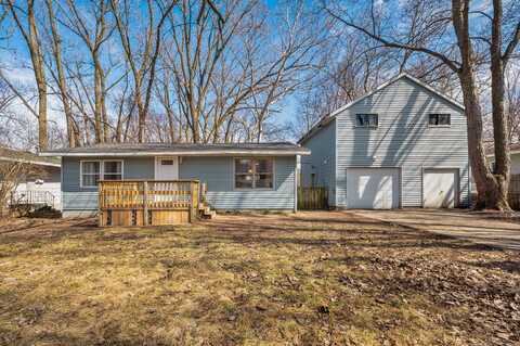 1585 Leeds Avenue, Benton Harbor, MI 49022