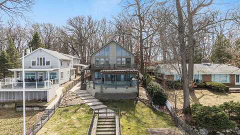 23400 S Shore Drive, Edwardsburg, MI 49112