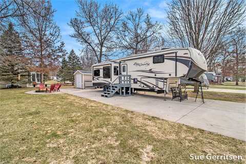 9631 S Orca Circle, Baldwin, MI 49304