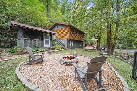 402 King Branch Rd. Road, Sevierville, TN 37876