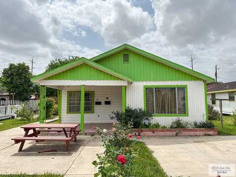 915 W FRONTON ST., BROWNSVILLE, TX 78520