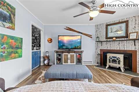 301 Pinnacle Inn Road, Beech Mountain, NC 28604