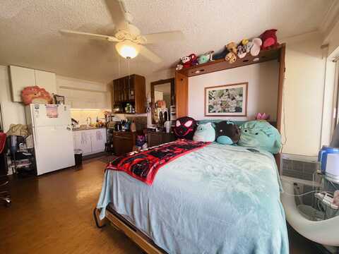 75-5680 KUAKINI HWY, Kailua Kona, HI 96740