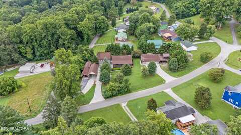 338 Lindsey Mill Circle, Rocky Top, TN 37769