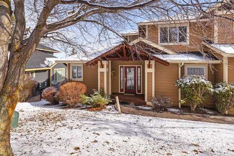 5015 Falcon Drive, Klamath Falls, OR 97601