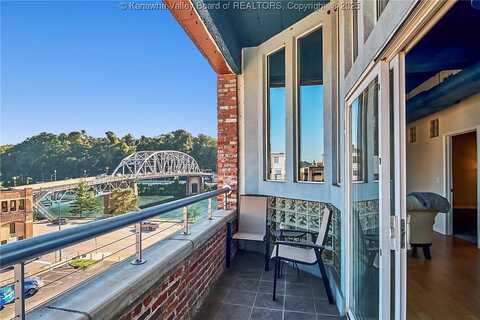 816 Kanawha Boulevard unit: 4N, Charleston, WV 25301