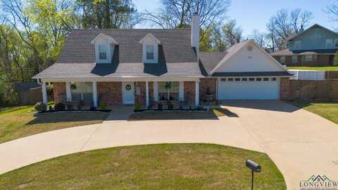 2505 W Gay Avenue, Gladewater, TX 75647