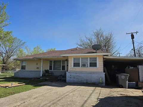 2408 NW Ozmun Ave, Lawton, OK 73505