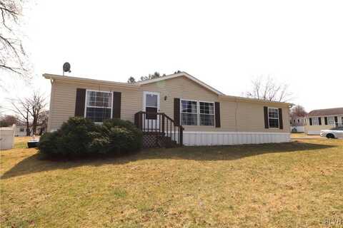 3717 Wolfs Hollow Road, White Hall, PA 18069