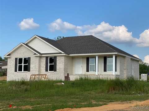 40 Autumn Trail Circle, Wetumpka, AL 36092