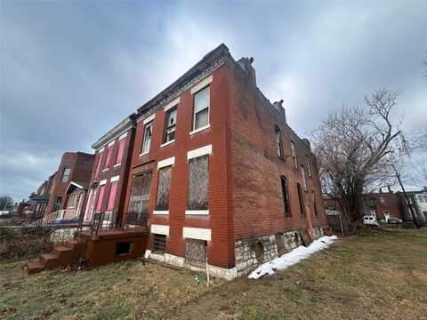 2117 E Adelaide Avenue, Saint Louis, MO 63107